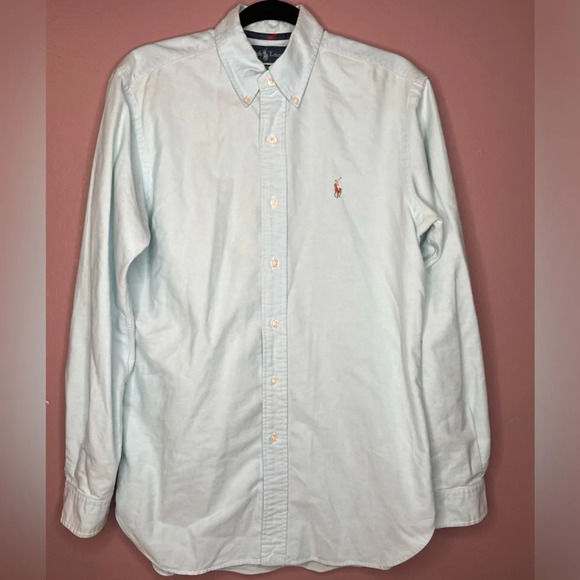 Ralph Lauren Shirt
Baby blue color
Pit to pit measurement is about 20 inches - Picture 2 of 5